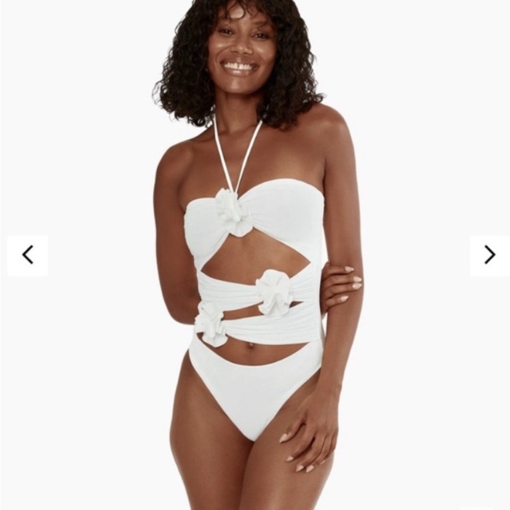Maygel Coronel Trinitaria 3D Flower One Piece Adjustable SwimSuit Fits XS-L 2-10 - Picture 4 of 5